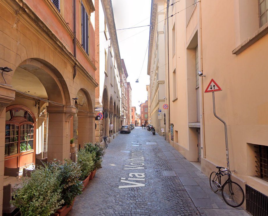 Via Galliera, Bologna